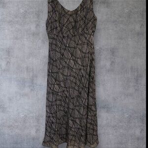 Jones New York Black and White Patterned Midi Dress